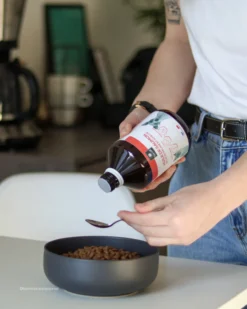 Complément alimentaire chien et chat Huile de saumon 500ML - Les recettes de Daniel