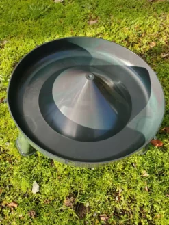 Mangeoire poule en plastique recyclé Eco 4Kg avec pieds