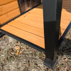 Niche à chien American Staff avec armature en acier et terrasse couverte taille L