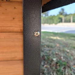 Niche à chien American Staff avec armature en acier et terrasse couverte taille L