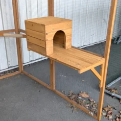 Plateforme avec cabane en bois pour catio modulable chat « Kat’Venture »